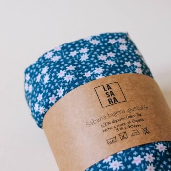 bajera algodon flores azules doblada etiqueta