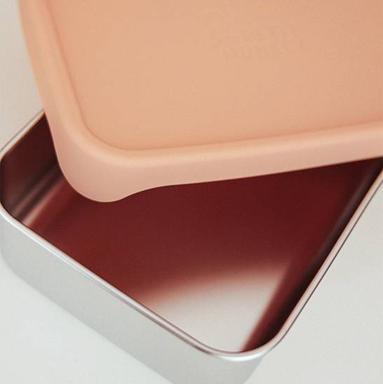 detalle tapa silicona fiambrera rosa
