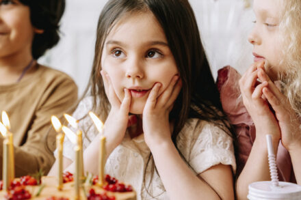 Ideas fáciles para decorar un cumpleaños de manera sostenible